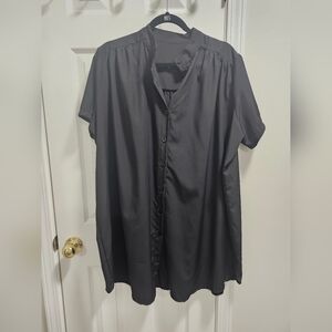 Black Button-Up Short Sleeve Shirt